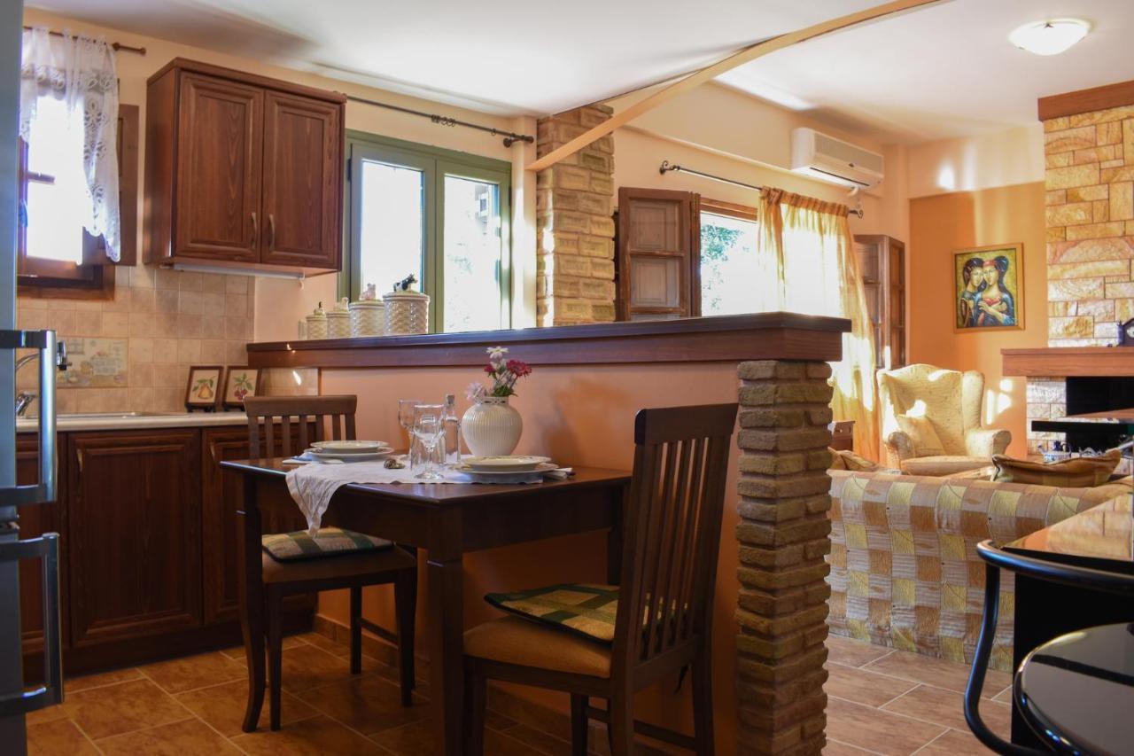 Amber Seaview Villa By The Olive Groves Kalamata Extérieur photo